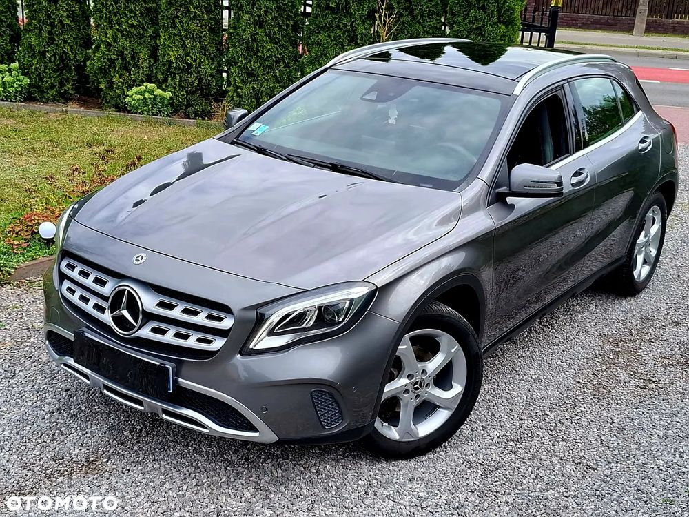 Mercedes-Benz GLA - 3