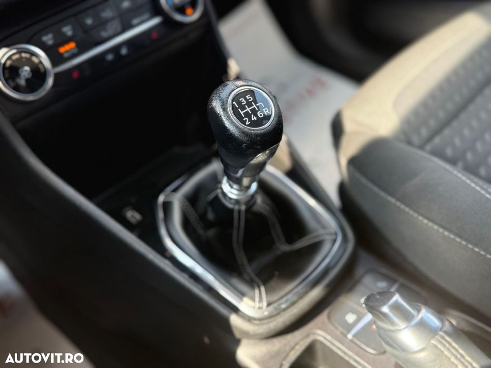 Ford Fiesta - 20