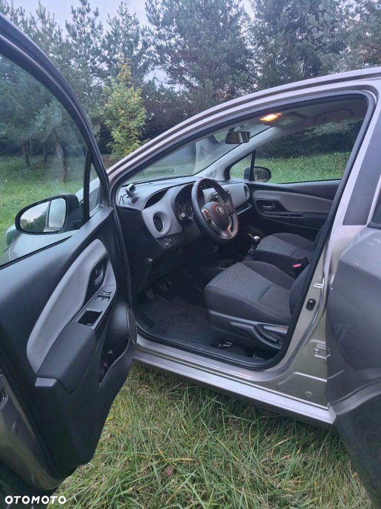 Toyota Yaris - 21