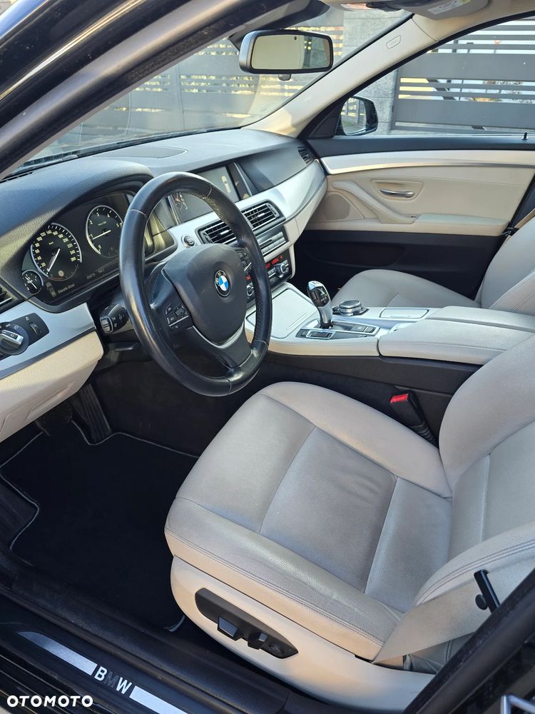 BMW Seria 5 520d Luxury Line - 4