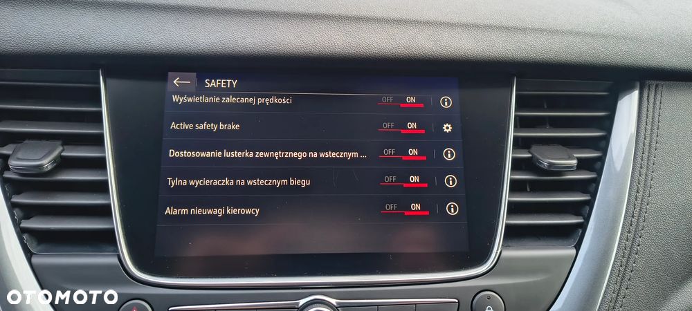 Opel Grandland X 1.2 Start/Stop Automatik INNOVATION - 11