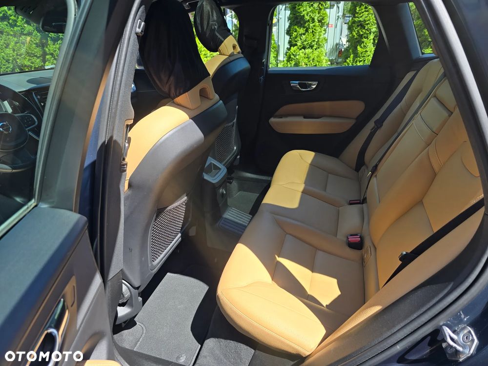 Volvo XC 60 T8 AWD Recharge Geartronic Inscription - 13