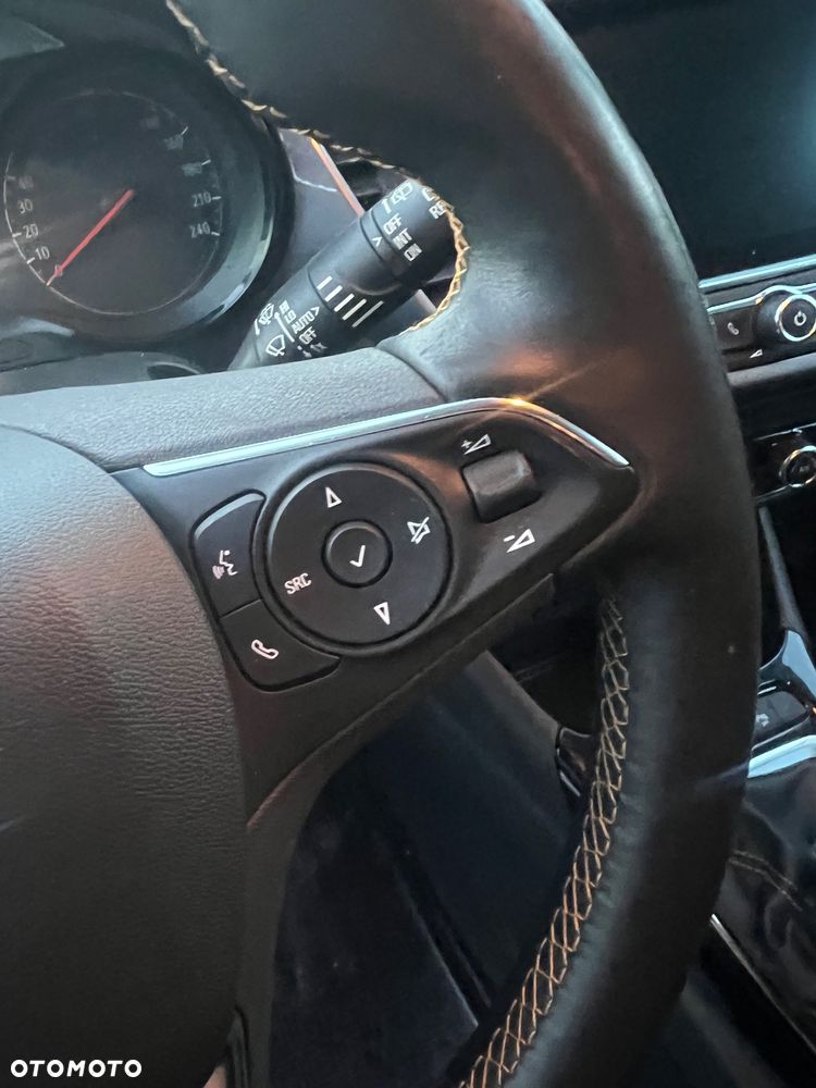 Opel Crossland X - 31