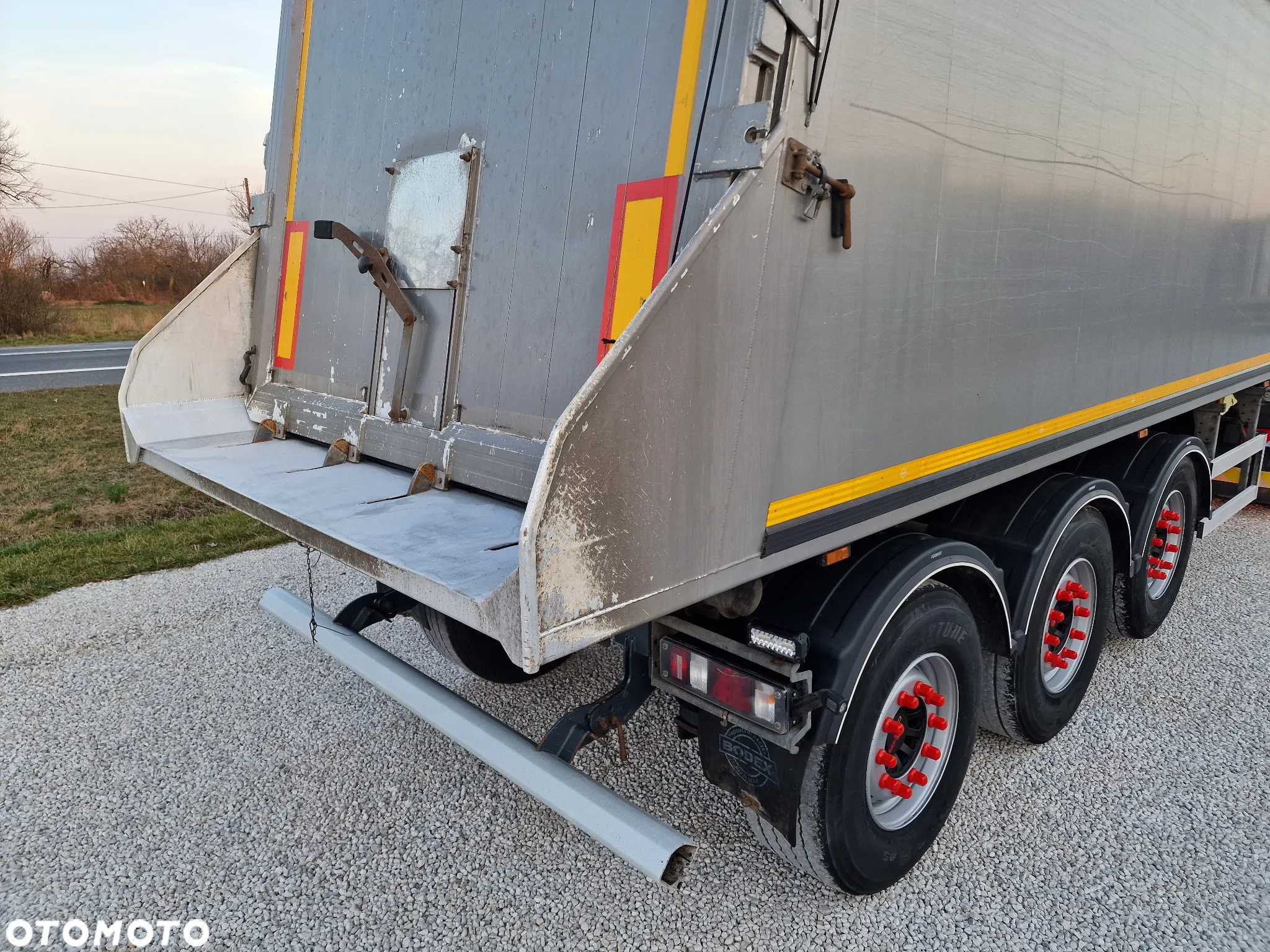 Bodex Naczepa WYWROTKA 42m2 - SAF - OŚ PODNOSZONA - ORYGINAŁ - 13