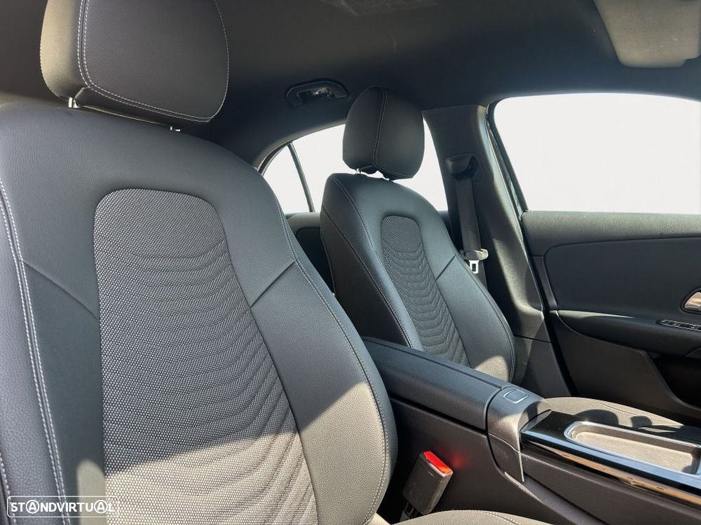 Mercedes-Benz A 250 — fotografia 13