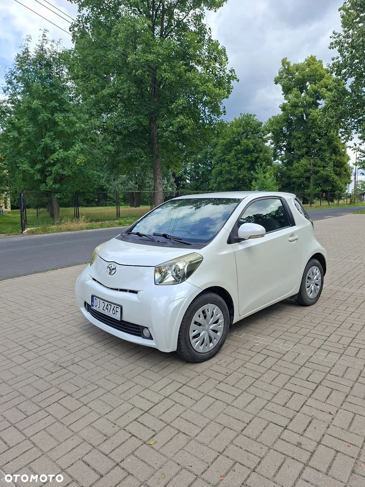 Toyota iQ 1.0 - 6