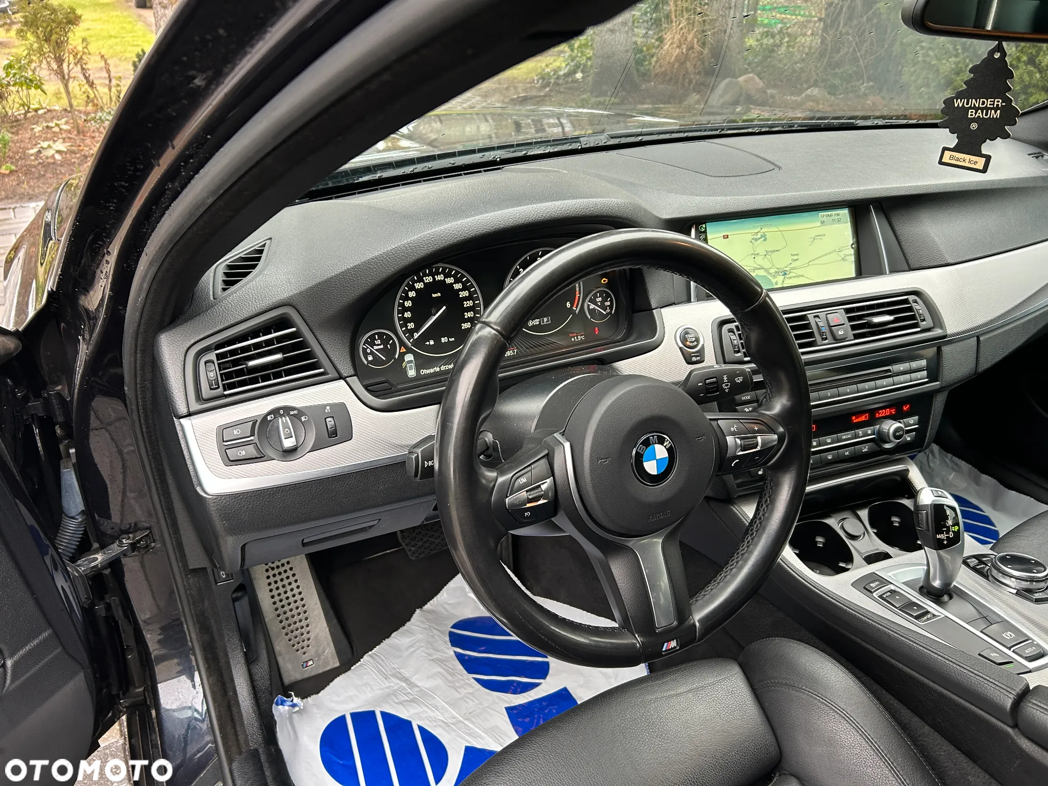 BMW Seria 5 520d xDrive - 9