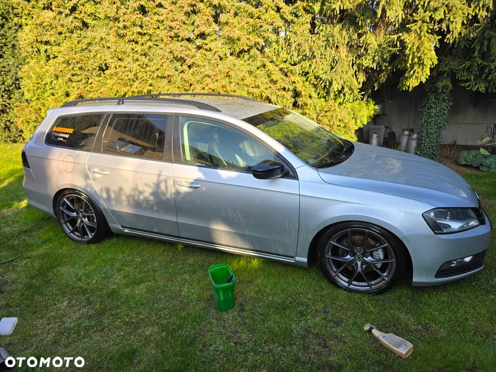 Volkswagen Passat 2.0 TDI Edition 40 DSG - 2