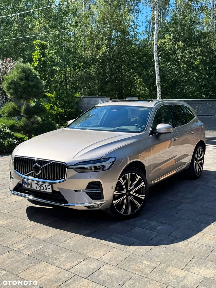 Volvo XC 60 B5 B AWD Ultra Bright - 1