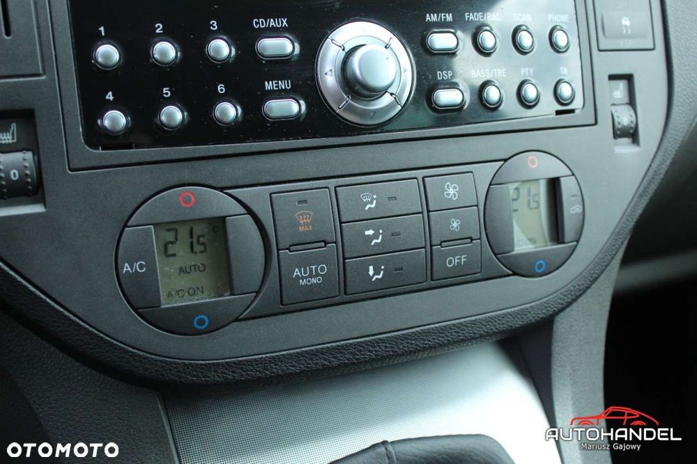 Ford C-MAX - 17