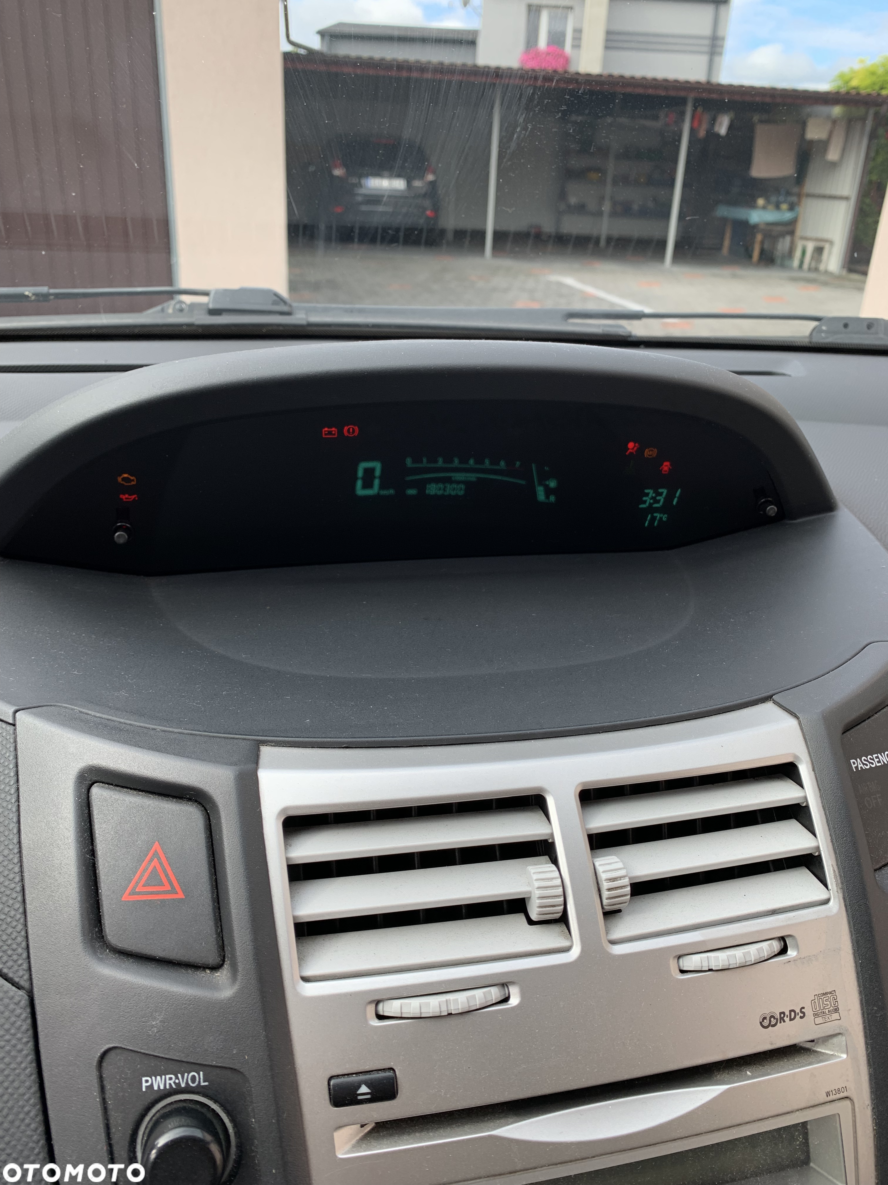 Toyota Yaris - 7