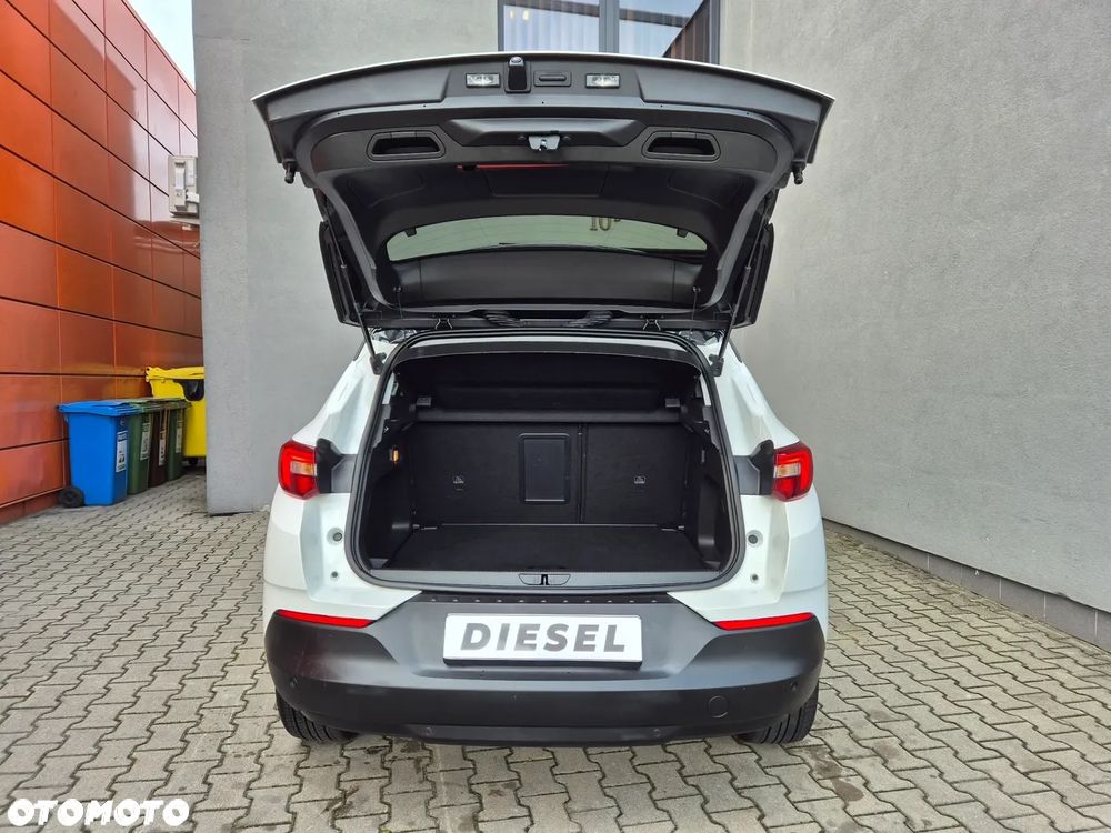 Opel Grandland X 1.5 CDTI Design Line S&S - 11
