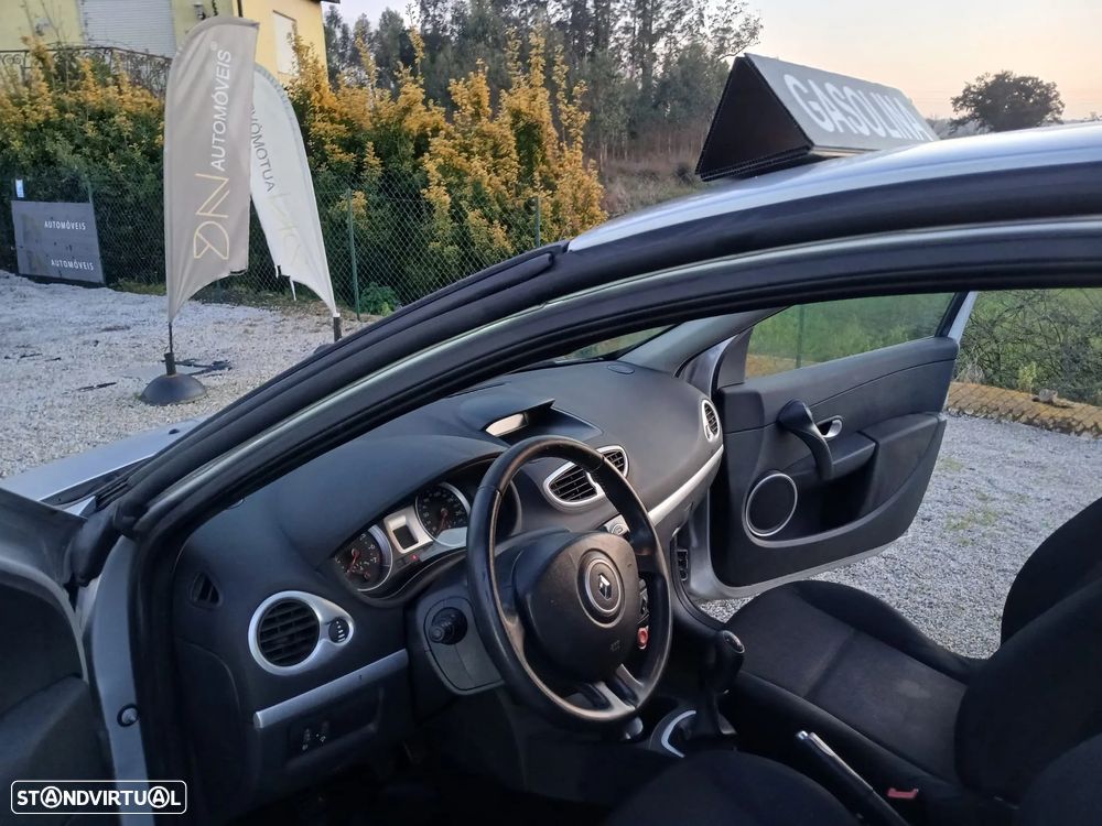 Renault Clio 1.2 16V Dynamique S - 3