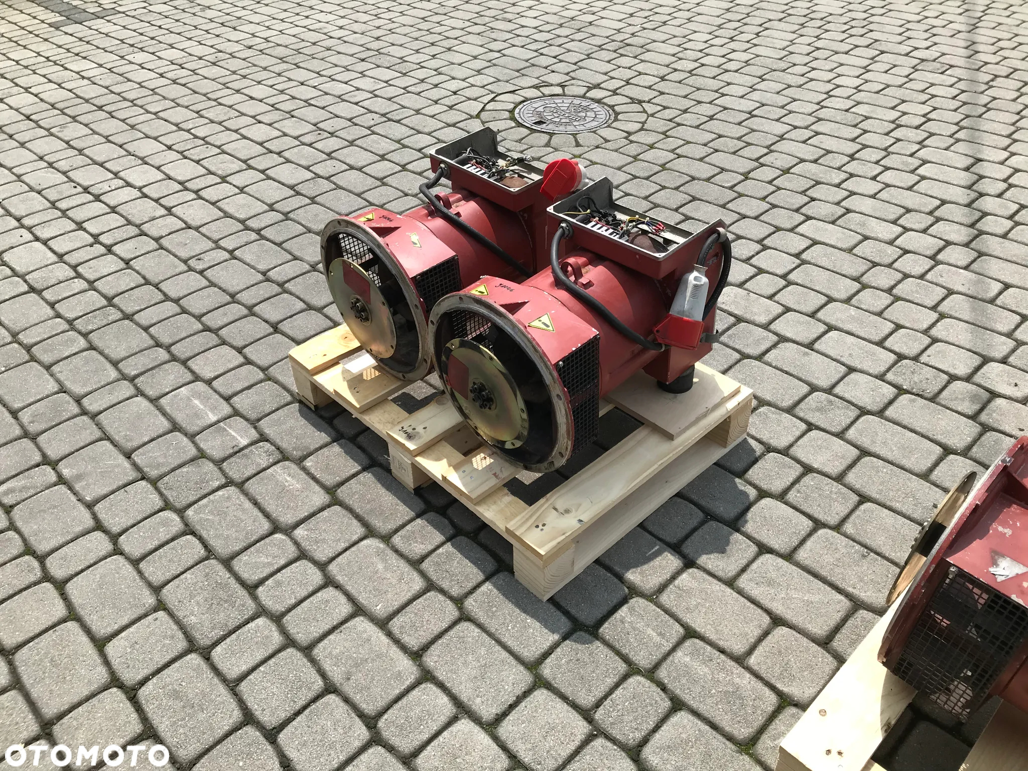 PRĄDNICA GENERATOR MECC ALTE SPA ECO 32-2S/4 9,6 KVA - 11