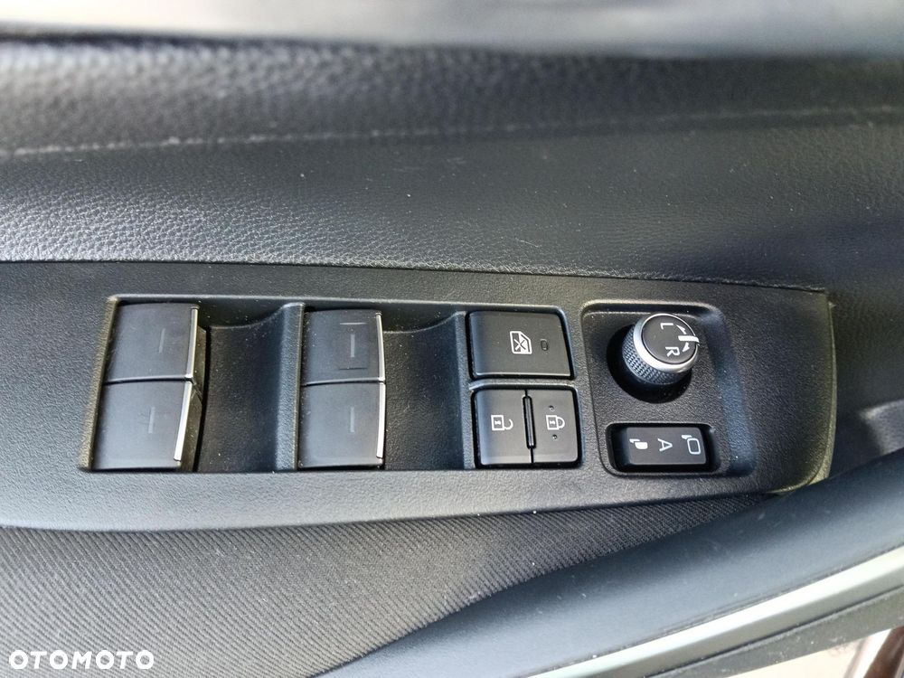Toyota Corolla - 15