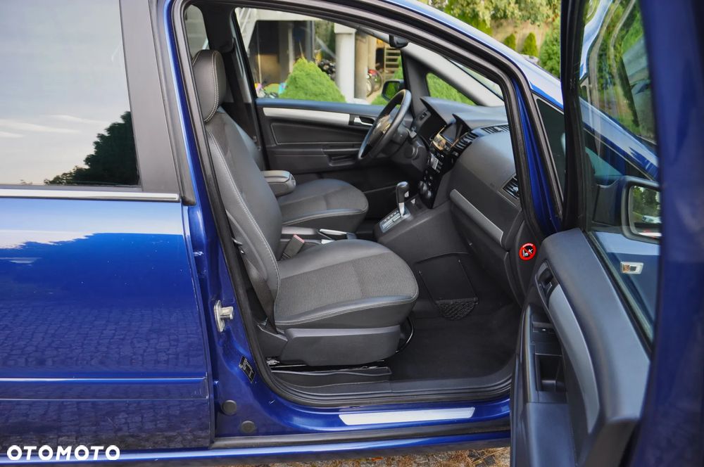 Opel Zafira 1.9 CDTI Automatik Cosmo - 25