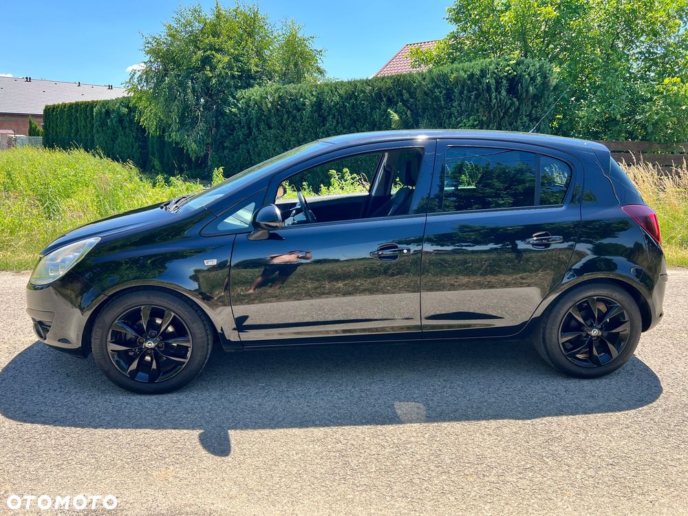 Opel Corsa 1.4 16V Cosmo - 6