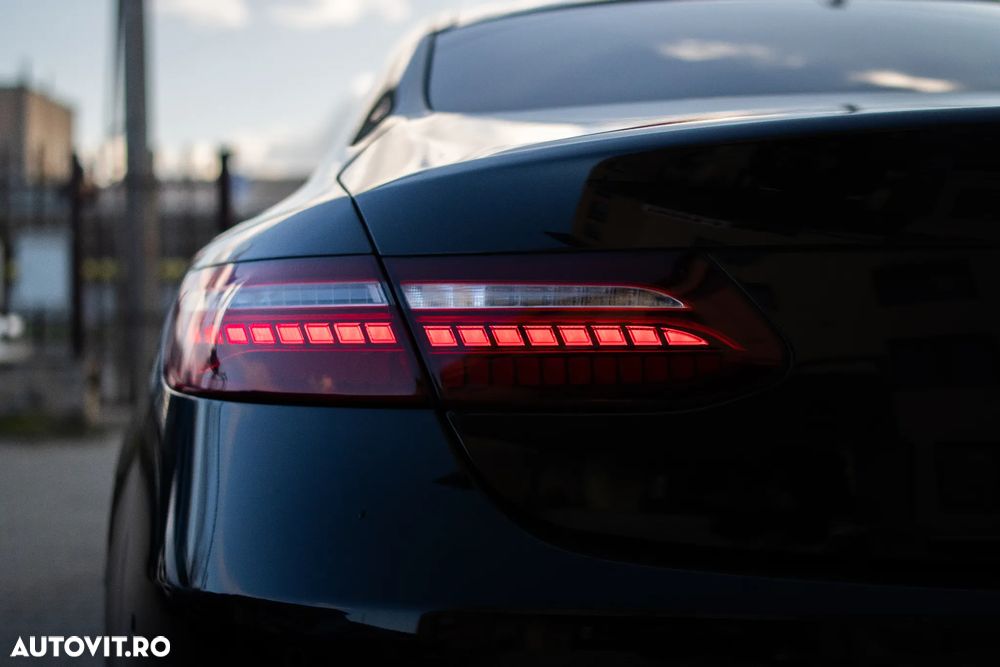 Mercedes-Benz E - 10