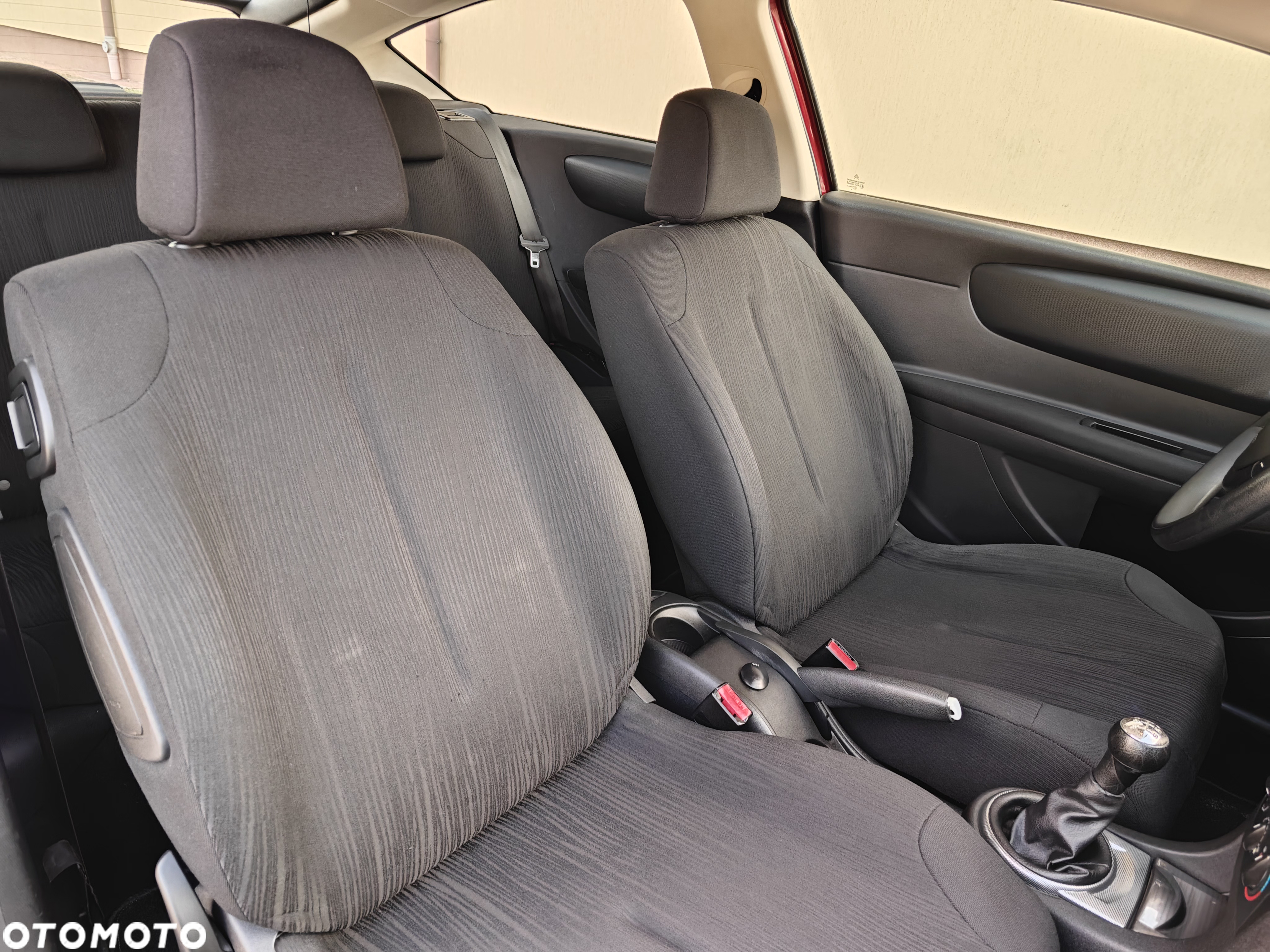 Citroën C4 Coupe 1.4 16V Advance - 17