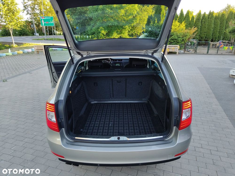 Skoda Superb 1.8 TSI Elegance - 29