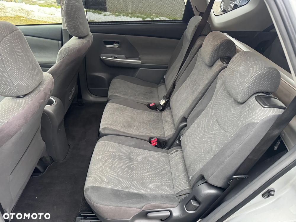 Toyota Prius+ (Hybrid) Comfort - 23