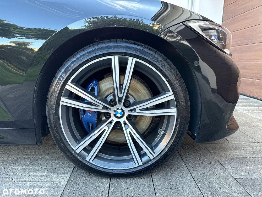 BMW Seria 3 330d M Sport sport - 17
