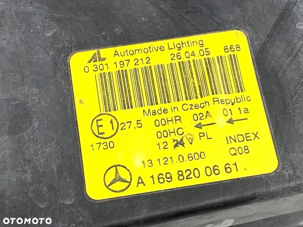 REFLEKTOR PRAWY PRZÓD  MERCEDES-BENZ KLASA A (W169) 2004 - 2012 A 180 CDI (169.007, 169.307) 80 kW - 5