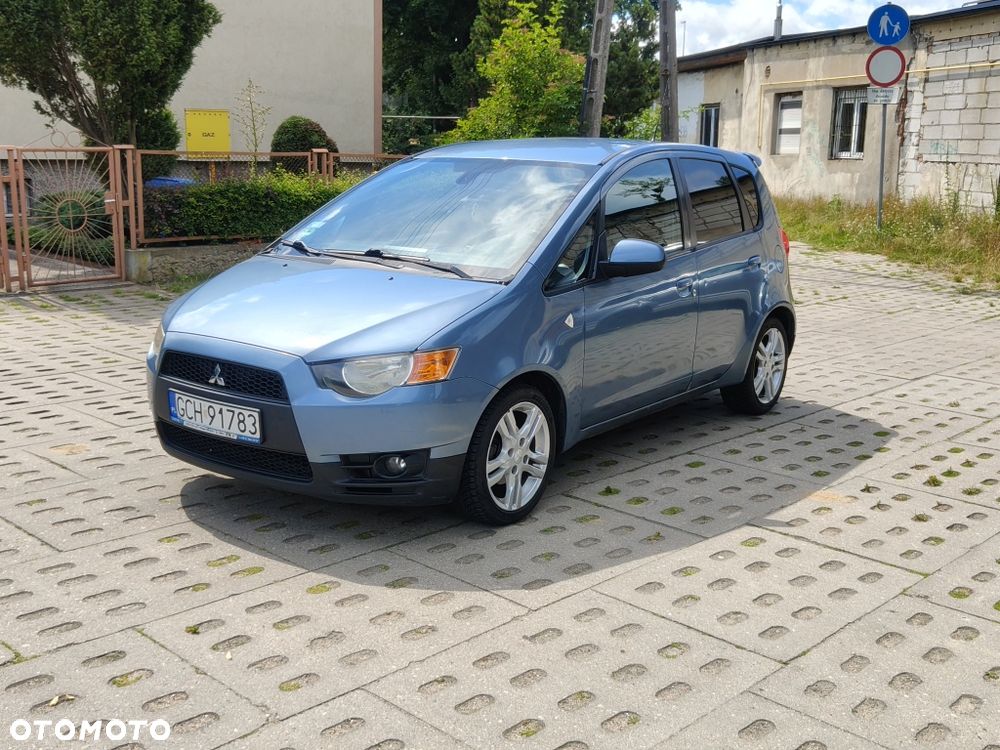 Mitsubishi Colt - 1