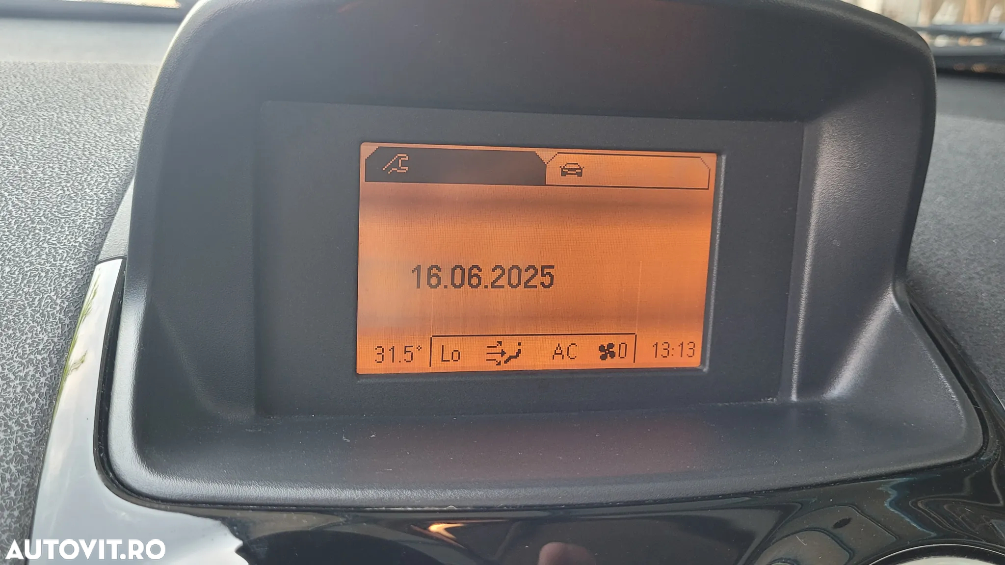 Opel Corsa 1.2 Cosmo - 27