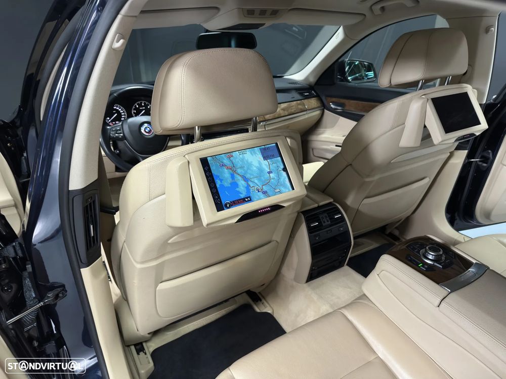 BMW 730 d Blue Performance - 38