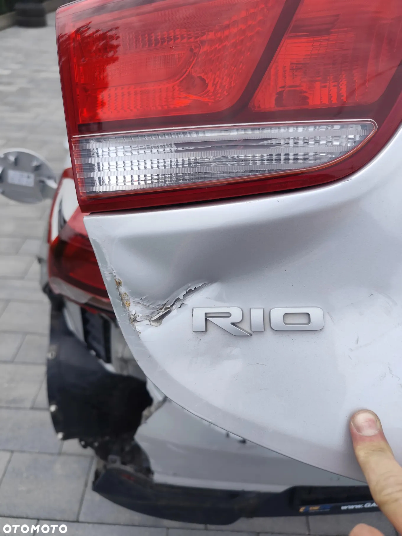 Kia Rio 1.2 L - 14