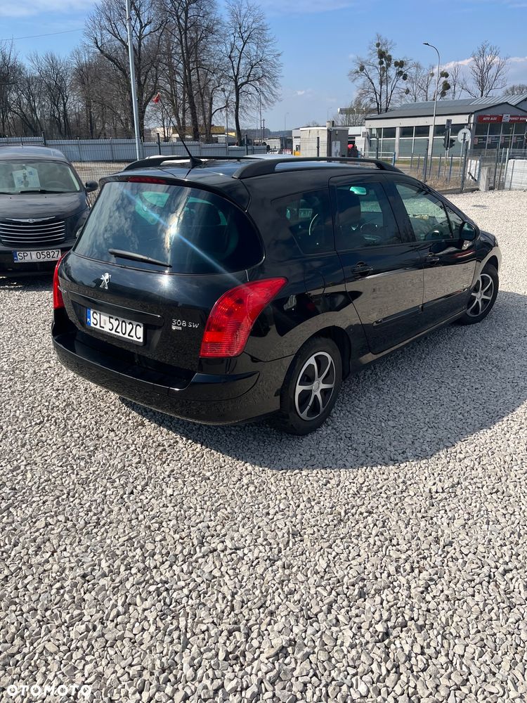Peugeot 308 - 4