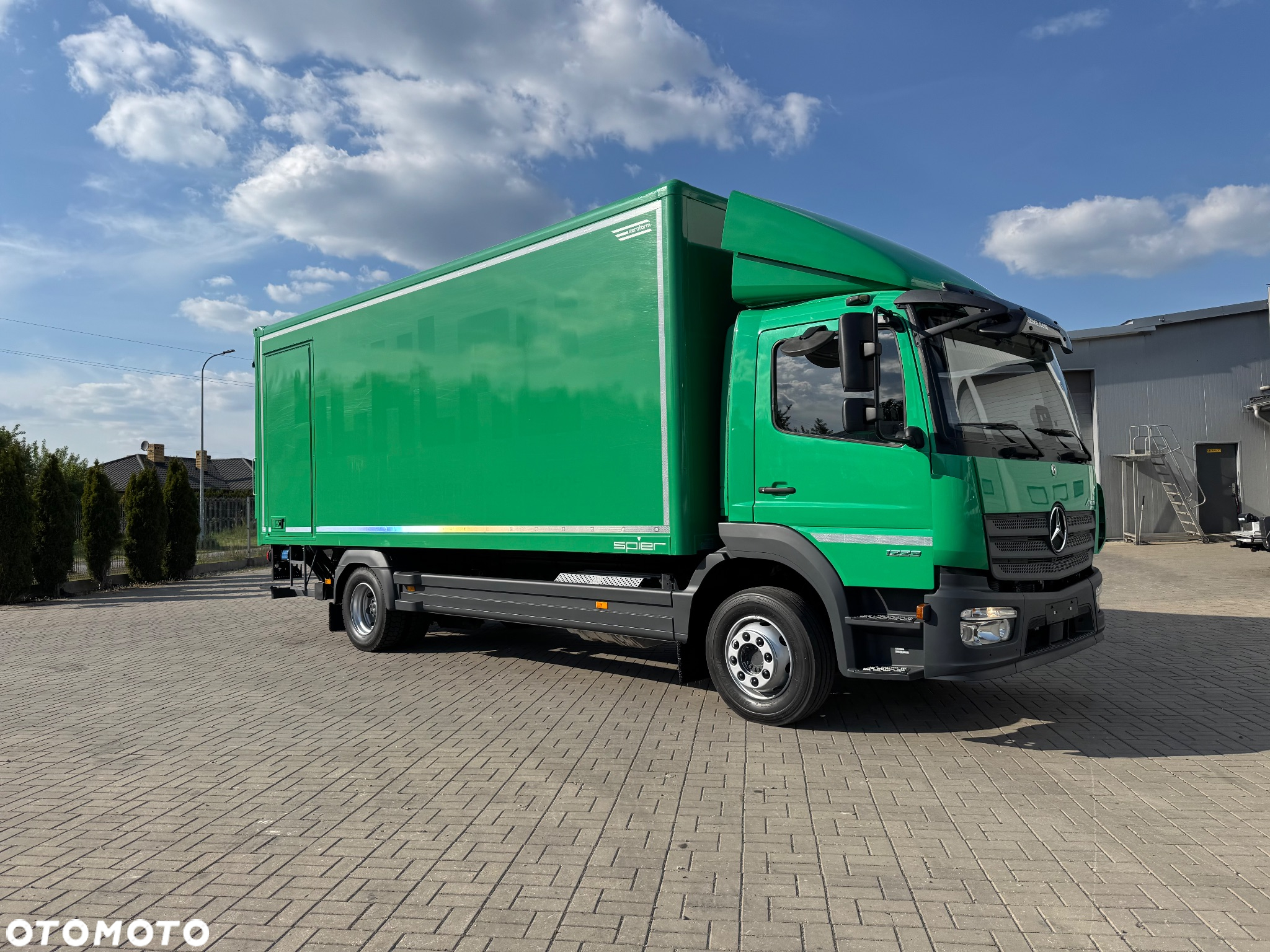 Mercedes-Benz ATEGO - 4