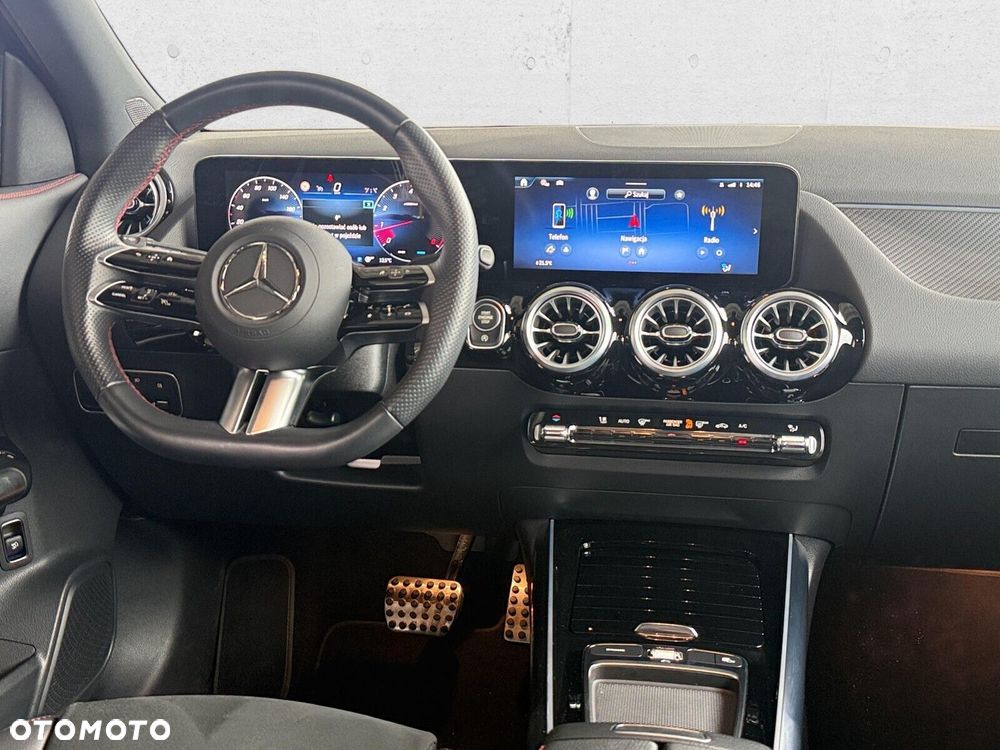 Mercedes-Benz GLA 200 AMG Line - 18
