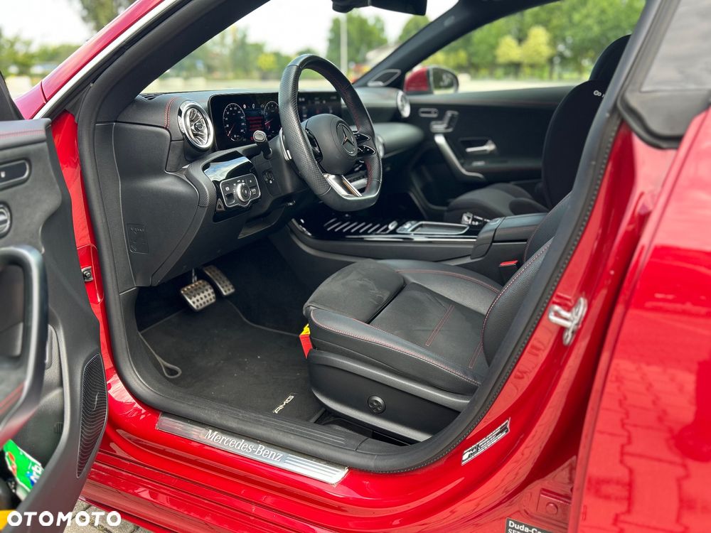 Mercedes-Benz CLA 220 4-Matic AMG Line 7G-DCT - 8