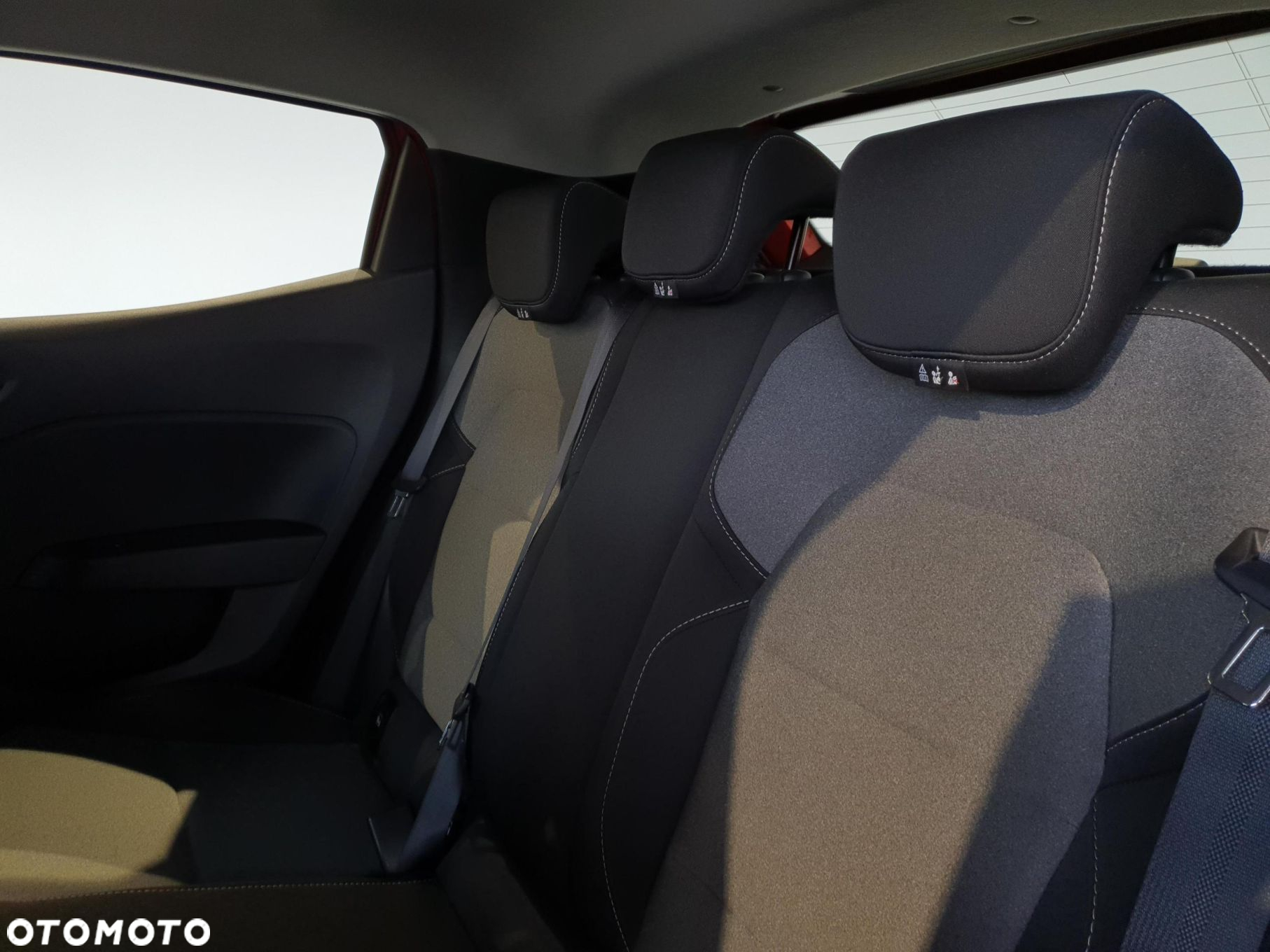 Renault Clio 1.0 TCe Evolution - 20