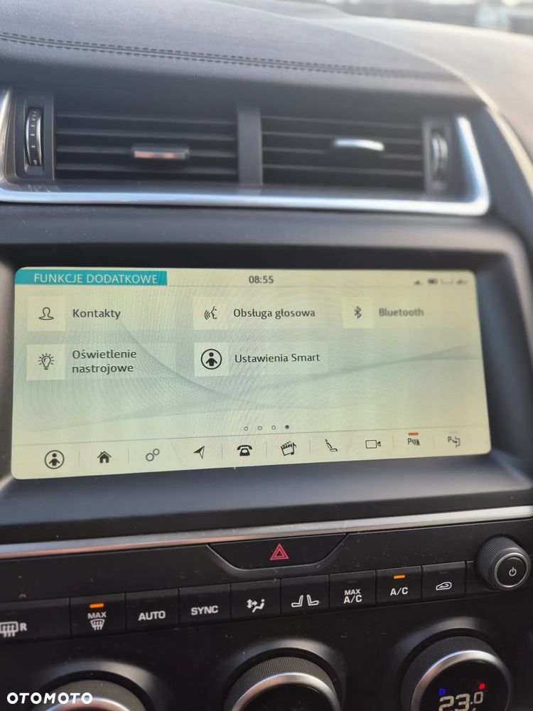 Jaguar E-Pace 2.0 i4D FWD SE - 26