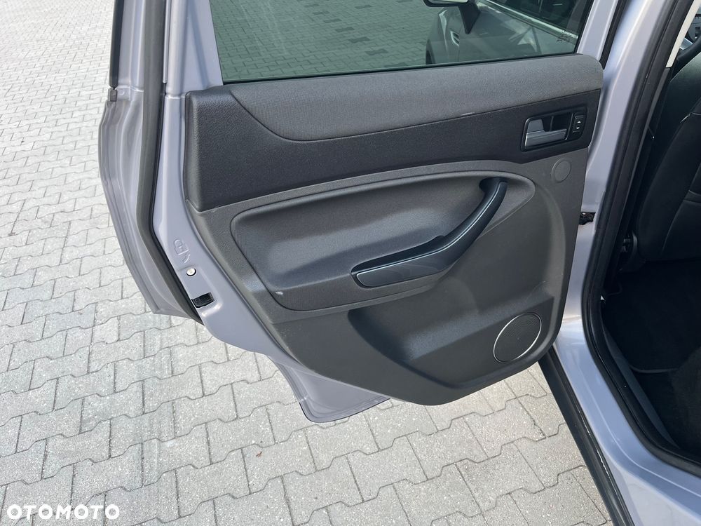 Ford Kuga 2.0 TDCi 4x4 Titanium - 18