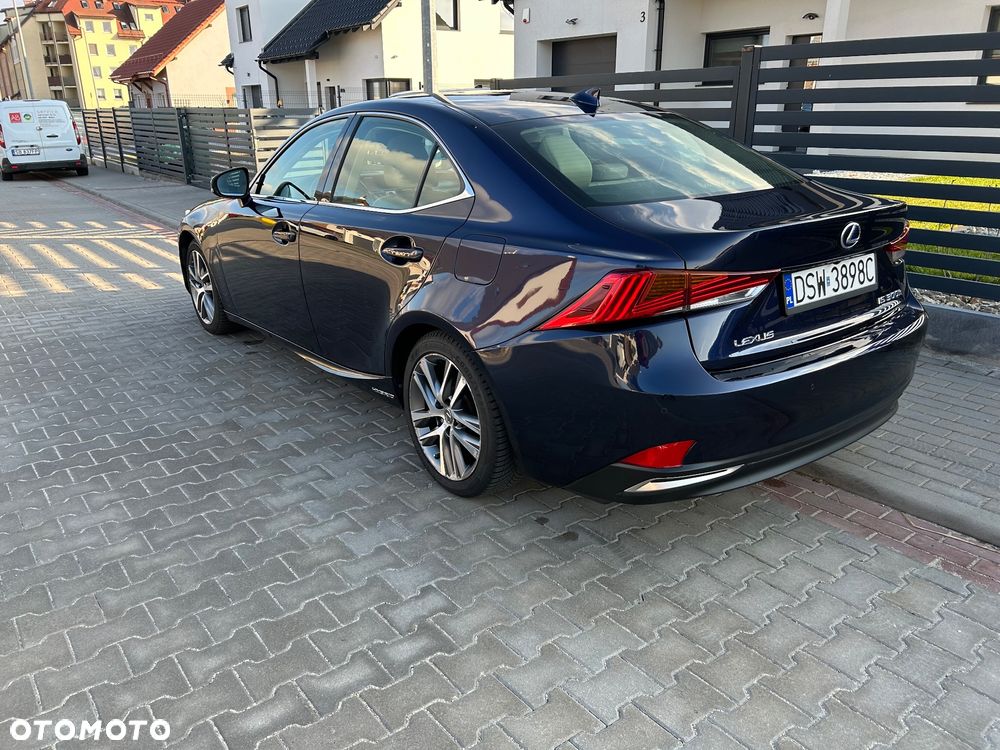 Lexus IS - 3