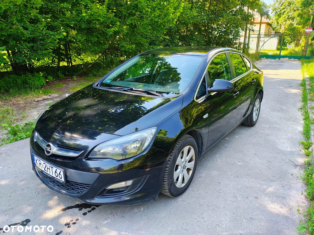 Opel Astra 1.4 T EU6 - 1