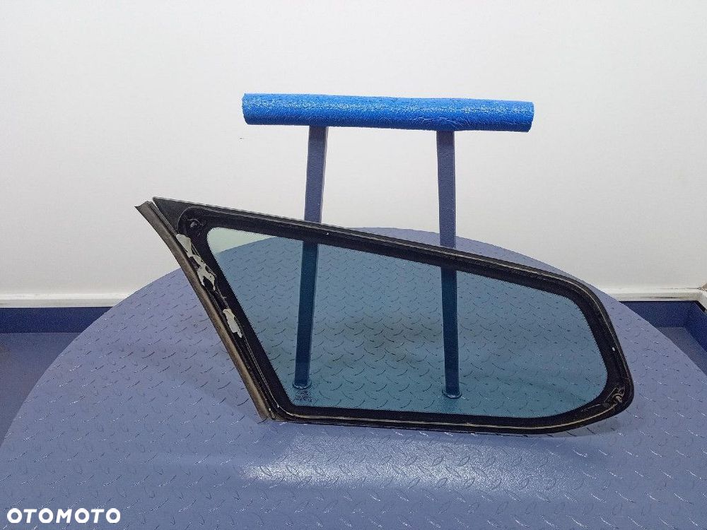 FORD FOCUS MK2 KOMBI SZYBA KAROSERYJNA TYŁ PRAWA TYLNA - 2