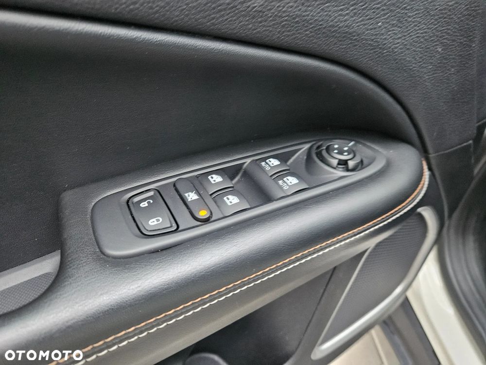 Jeep Compass 1.4 TMair Longitude FWD S&S - 17