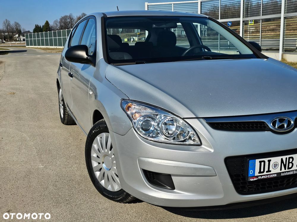 Hyundai i30 1.6 CRDi Base - 6