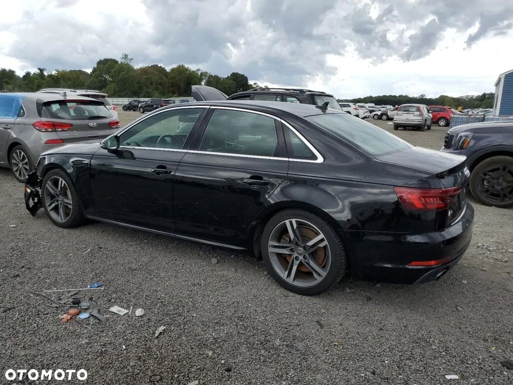 Audi A4 - 3