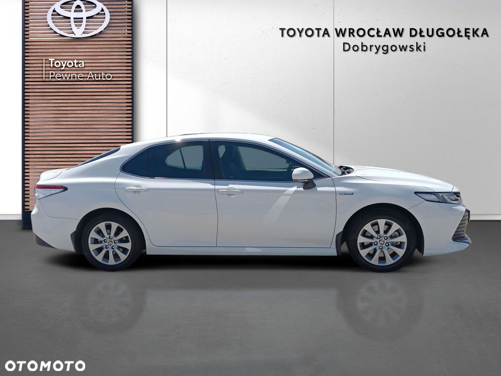 Toyota Camry 2.5 Hybrid Comfort CVT - 8