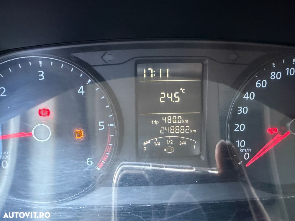 Volkswagen Transporter 2.0 75 kW KR Comfortline - 13