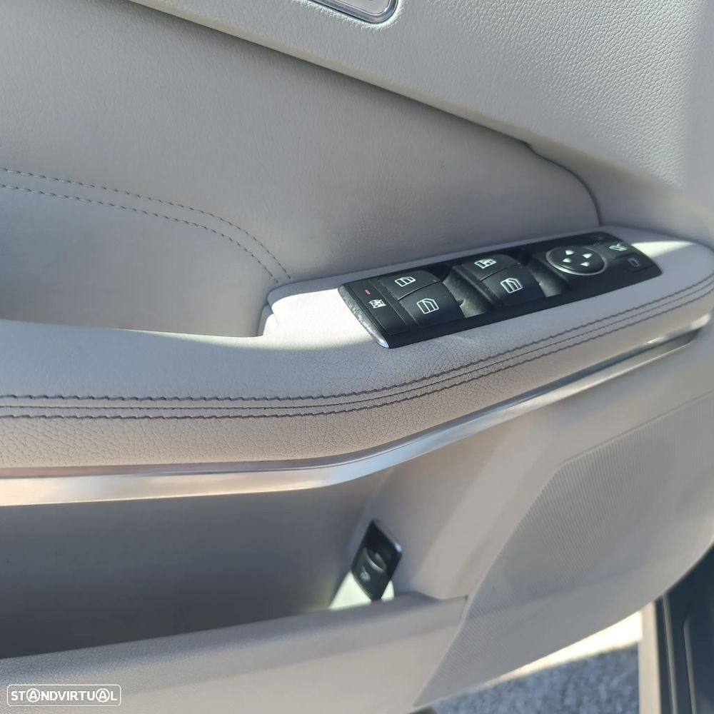 Mercedes-Benz E 250 CDI Elegance BE Auto.129g - 26