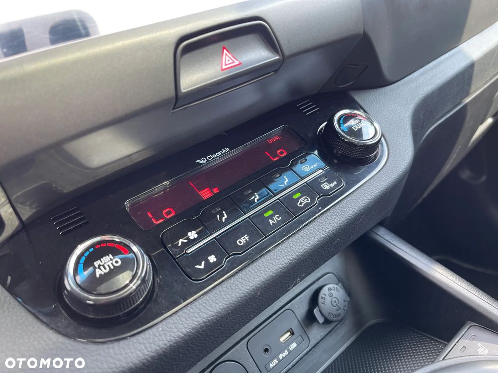 Kia Sportage 2.0 CRDI 4WD Dream-Team Edition - 14