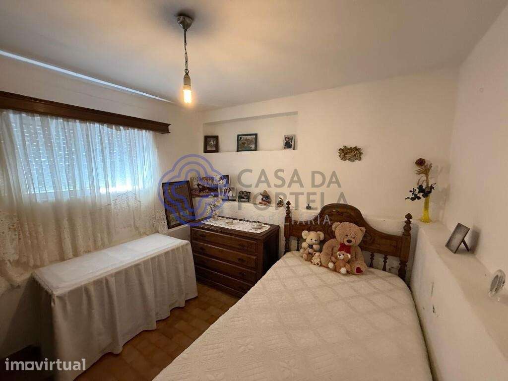 Moradia com possibilidade de criar mais uma segunda habitação - Ermesi - Grande imagem: 2/54