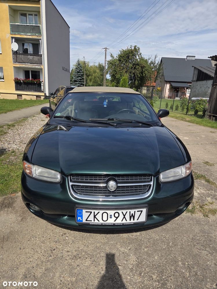 Chrysler Stratus - 1